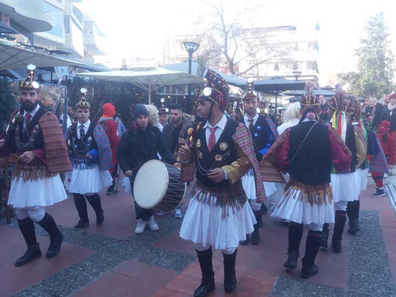 Οι Μωμόγεροι του Συλλόγου Αγίου Δημητρίου – Ρυακίου ξεσήκωσαν τον Εύοσμο