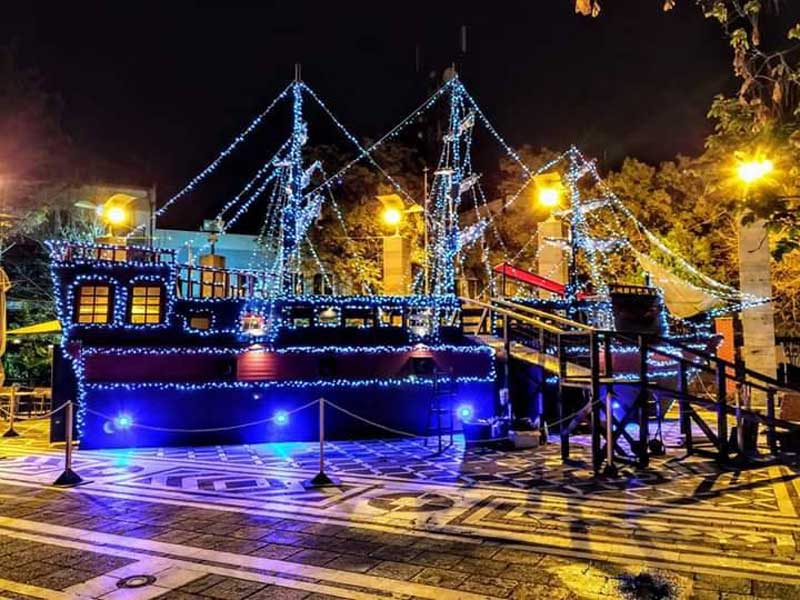 Δύο χριστουγεννιάτικες κατασκευές με φαντασία στην Πτολεμαΐδα
