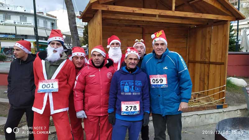 Δείτε φωτογραφίες και βίντεο  από το 5ο Santa Claus Run στην Πτολεμαΐδα
