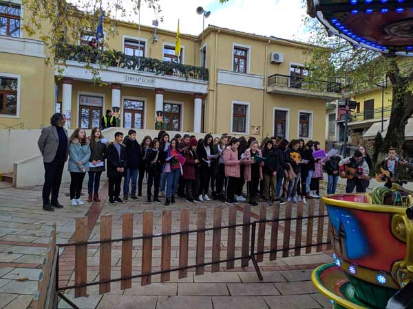 Τα “έψαλαν” στο δήμαρχο Σερβίων το Γυμνάσιο Σερβίων, το ΚΑΠΗ Σερβίων, το Λυκείο Σερβίων και ο Μορφωτικός Όμιλος Σερβίων
