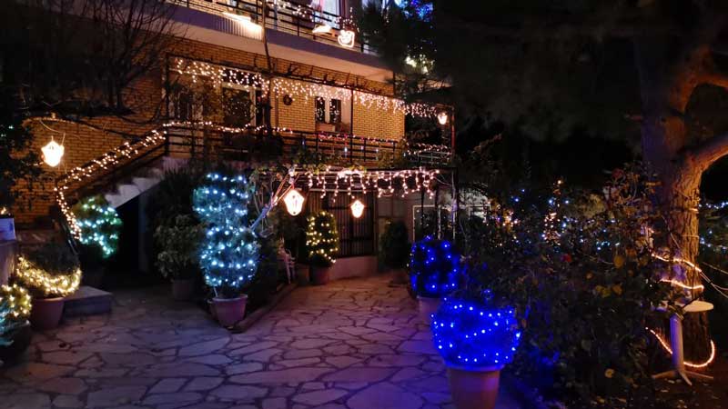 Δείτε το πιο φωτεινό σπίτι της Σιάτιστας – Χριστούγεννα στη Σιάτιστα