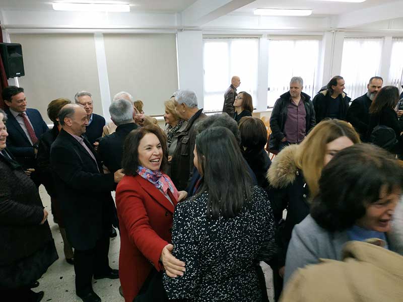 Βέττα Καλλιόπη: Καλή χρονιά και χαρούμενα Χριστούγεννα με υγεία, ειρήνη και αγάπη για όλους
