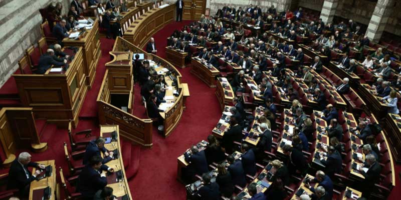 Εκλογικός νόμος: Πέρασε με 163 «ναι» και 121 «όχι» το νέο σύστημα