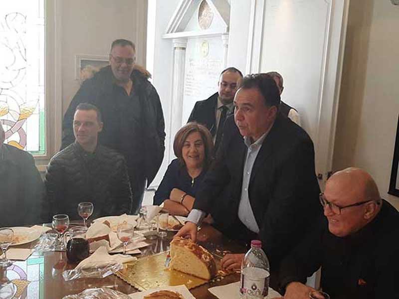 Πρωτοχρονιάτικη πίτα και ευχές για τον επιχειρηματικό κόσμο από το Επιμελητήριο Κοζάνης