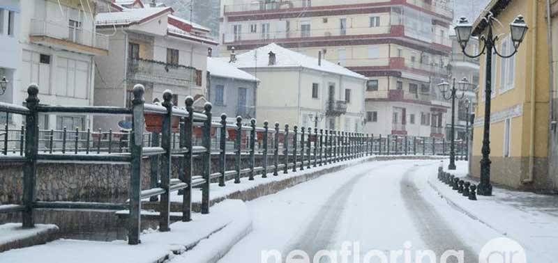 Στα λευκά ξύπνησε η Φλώρινα