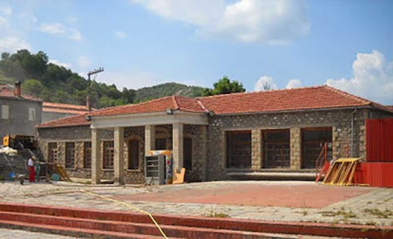 Κάηκε το σχολείο στο Τρίκωμο Γρεβενών