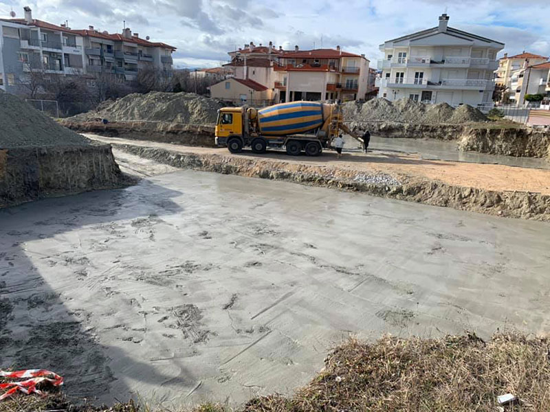 Πραγματοποιήθηκε έγχυση με γκρο μπετό για υπόβαση θεμελίωσης του 10ου νηπιαγωγείου Κοζάνης