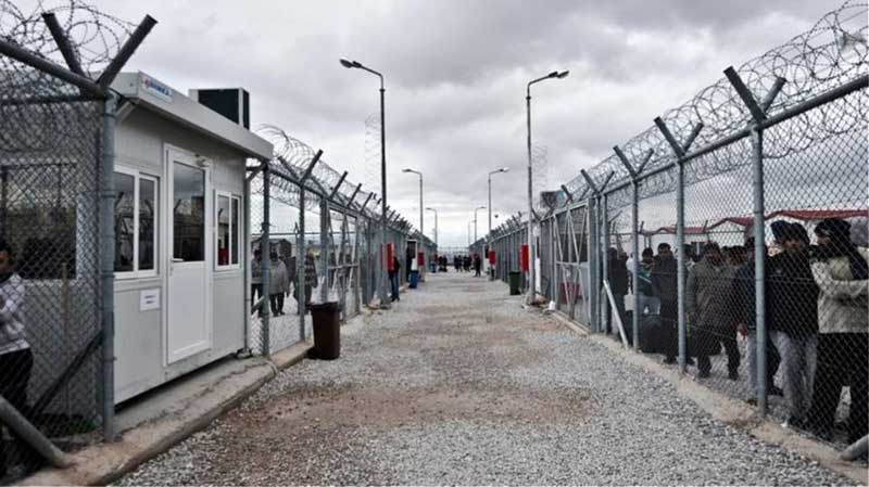 Δημοτικοί σύμβουλοι από το Βόιο, επισκέφθηκαν δομή μεταναστών κλειστού τύπου για ενημέρωση
