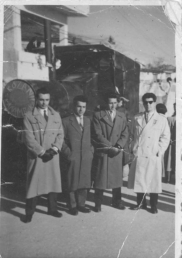 Ιστορικά Άρματα του 20ου αιώνα-Ου Τσιώμους τ’ς Γιοβάνινας και τoυ τρένου τ’…….
