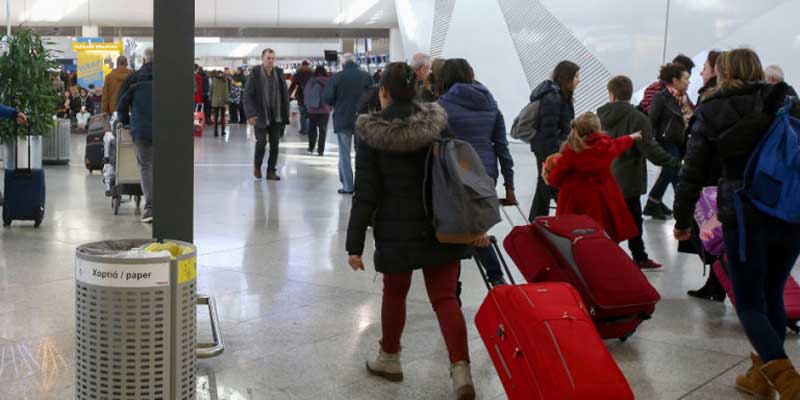Κορωνοϊός: Αναστέλλονται οι εκπαιδευτικές εκδρομές προς Ιταλία με εντολή Κεραμέως