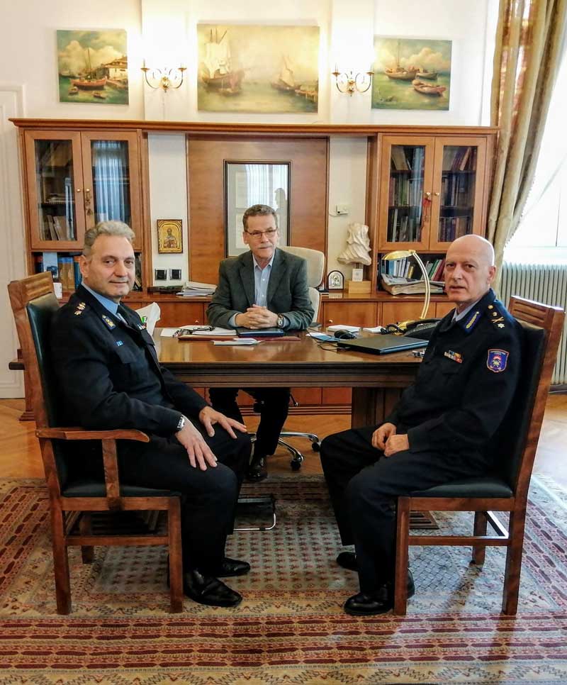 Εθιμοτυπική επίσκεψη του Περιφερειακού Διοικητή Πυροσβεστικών Υπηρεσιών Δυτικής Μακεδονίας στο Δήμαρχο Κοζάνης