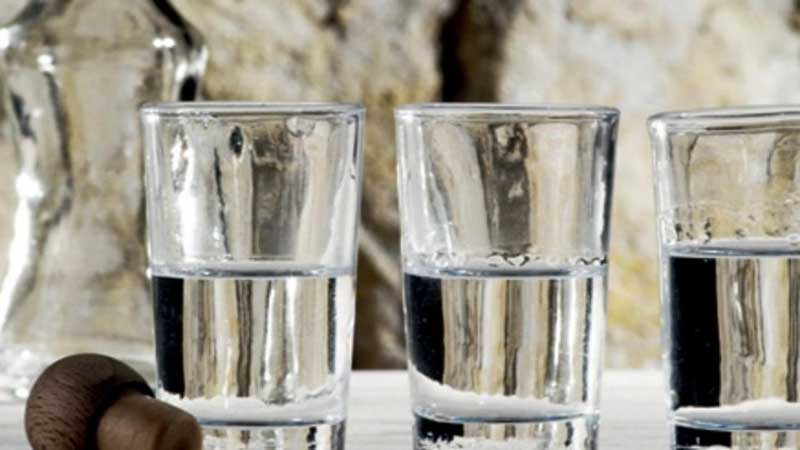 Προσαρμόζεται η αγορά τσίπουρου στις οδηγίες του υπουργείου Ανάπτυξης και Επενδύσεων- Επιχειρήσεις ελέγχου για την αντιμετώπιση του παρεμπορίου έλαβαν χώρα και στην Κοζάνη