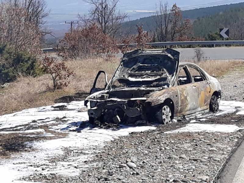 Φωτιά σε αυτοκίνητο στην Εθνική οδό Γρεβενών – Καλαμπάκας