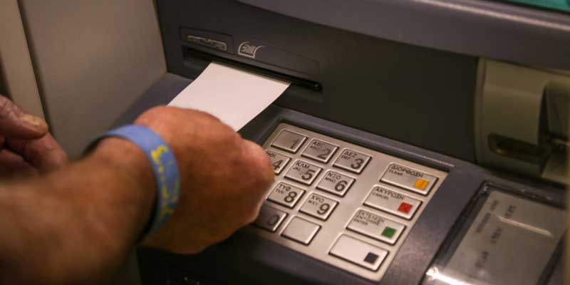 Επίδομα 800 ευρώ: Ξεκινούν από αύριο οι αιτήσεις -Ποιοι το δικαιούνται [αναλυτικές οδηγίες-λίστα]