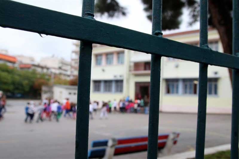 Κορωνοϊός: Επιστολή Δημάρχων στο υπ. Παιδείας για κλείσιμο των σχολείων