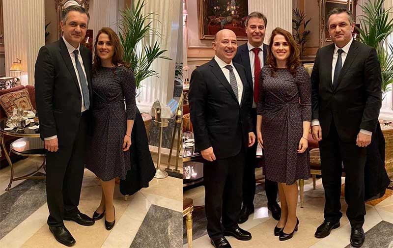 Ο Γιώργος Κασαπίδης με το συμβούλιο του Ισπανό – Ελληνικού Εμπορικού Επιμελητηρίου και τη συμπατριώτισσά μας Κατερίνα Κάτανα