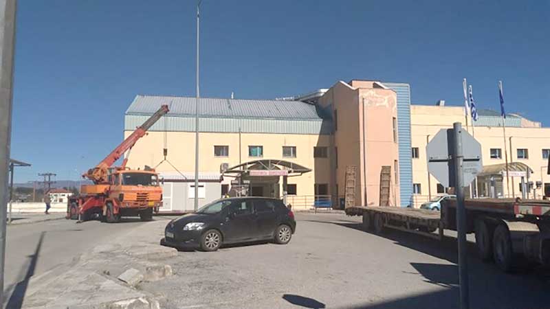 Λυόμενο τοποθετήθηκε έξω από τα Επείγοντα του Γ.Ν. Γρεβενών