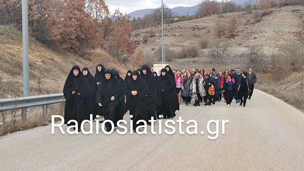 Η αναχώρηση της Παναγίας Ελεούσας από το Μικρόκαστρο στη Σιάτιστα