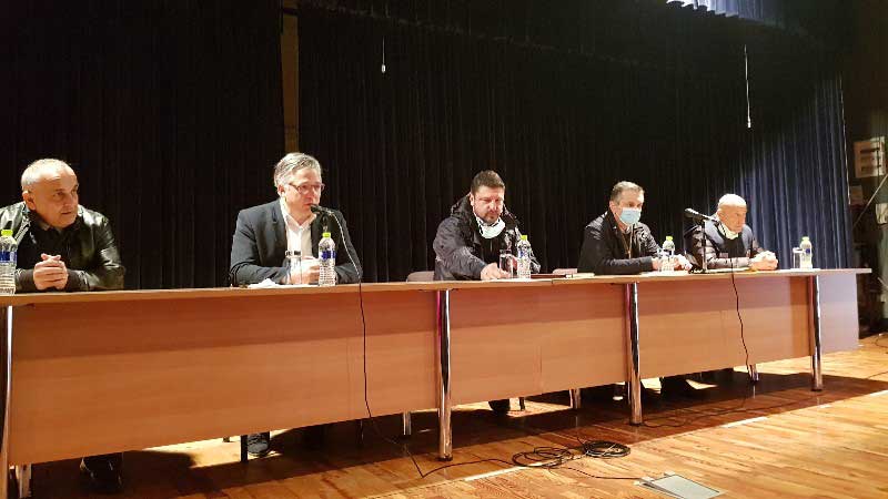 Νίκος Χαρδαλιάς : “Για άλλη μια βδομάδα σε καραντίνα η Δαμασκηνιά και η Δραγασιά για προληπτικούς λόγους” – Τα ορφανά κρούσματα σε Σιάτιστα, Γαλατινή