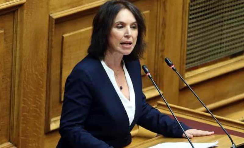 Καλλιόπη Βέττα: “Η κυβέρνηση νομοθέτησε την δυνατότητα απομάκρυνσης των μνημείων από την χώρα για 50 χρόνια”