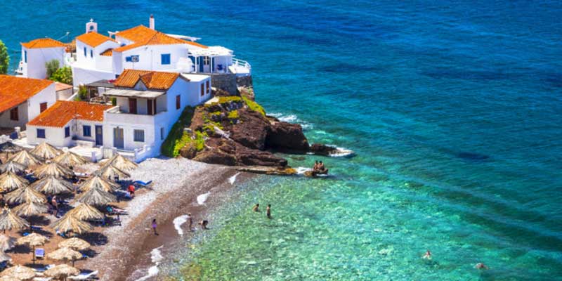 Κορωνοϊός: Πώς θα είναι φέτος οι διακοπές στα ξενοδοχεία – A la carte πρωινό, τα γυάλινα διαχωριστικά, τι λένε οι ξενοδόχοι