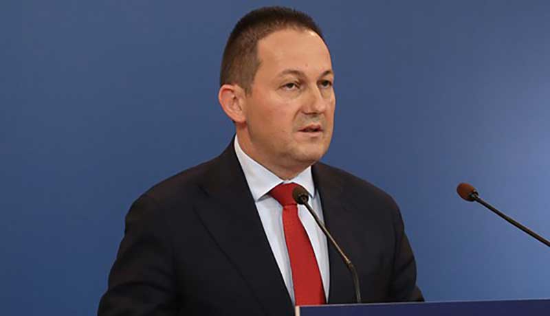 Στέλιος Πέτσας για την μη χρήση μάσκας από μαθητές: «Δεν πρέπει να τιμωρείται το παιδί για την ανευθυνότητα ενός γονέα»