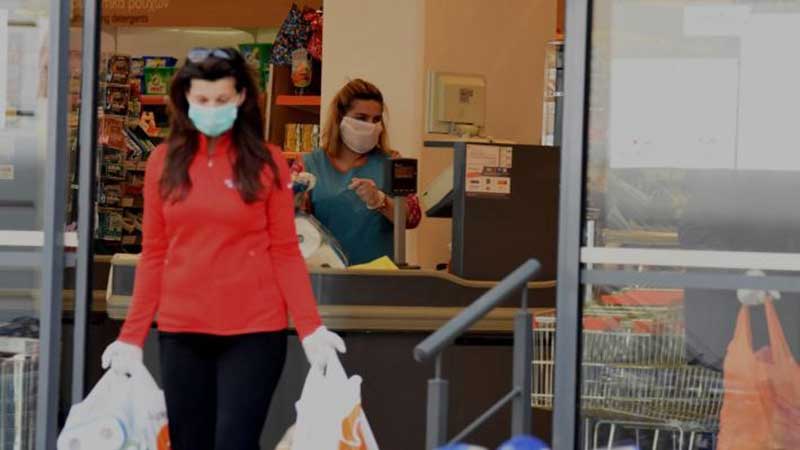 Η εξομολόγηση της πωλήτριας της διπλανής πόρτας