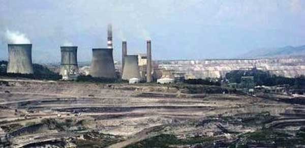 Η Ακαδημία Αθηνών προτείνει φωτοβολταϊκά και αποθήκευση ενέργειας στις λιγνιτικές περιοχές