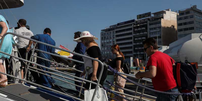 «Ανοίγουν» από αύριο τα νησιά -Ελεύθερη η μετακίνηση εργαζομένων σε επιχειρήσεις που επαναλειτουργούν