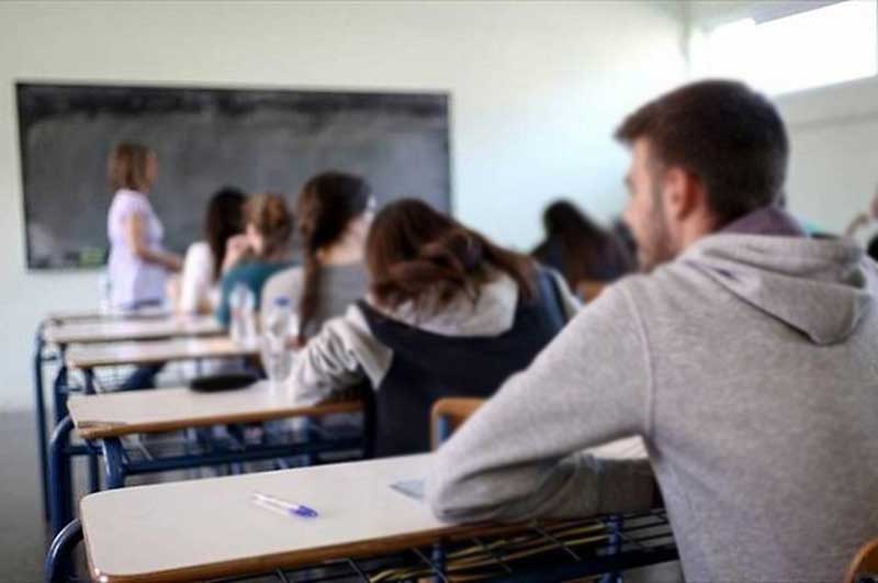 Κοινοβουλευτική παρέμβαση ΚΚΕ για διορισμό 10.000-11.000 εκπαιδευτικών πριν την έναρξη της σχολικής χρονιάς, με σκοπό την πλήρη κάλυψη όλων των οργανικών κενών