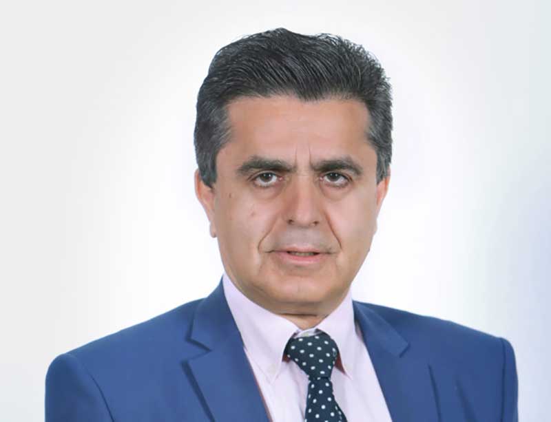 Z.Τζηκαλάγιας: Ο Μιχάλης Ζησόπουλος θα βρει την <φλόγα της αγάπης> στην ζεστή αγκαλιά του πατέρα του