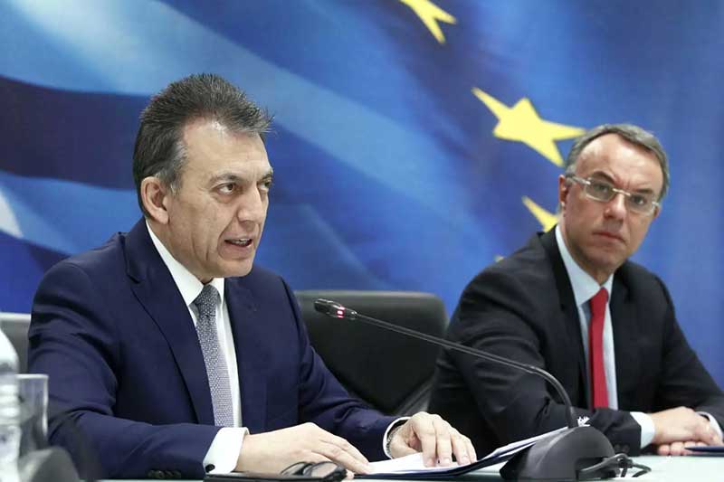 Τρεις άξονες για την εργασία – Επέκταση του επιδόματος ανεργίας και 30 εκατ. στον κοινωνικό τουρισμό