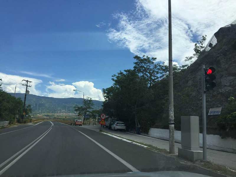 Χάρης Βαρδάκας: “Το περιφερειακό συμβούλιο ενέκρινε την μελέτη και την άμεση δημοπράτηση της ενίσχυσης της γέφυρας των Σερβίων που θα υλοποιηθεί άμεσα, ώστε να φύγουν και τα φανάρια