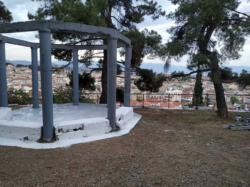Στο Πάρκο του Ξενία “έδωσαν ζωή” μέλη του ΚΚΕ Κοζάνης κάνοντας εργασίες με αφορμή την Παγκόσμια Μέρα Περιβάλλοντος