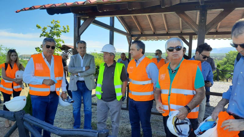 Συνεχίζει τις επαφές ο Συντονιστής του σχεδίου Δίκαιης Αναπτυξιακής Μετάβασης Κωνσταντίνος Μουσουρούλης στην Περιφέρεια Δυτικής Μακεδονίας, συνοδευόμενος από τον Περιφερειάρχη Γιώργο Κασαπίδη