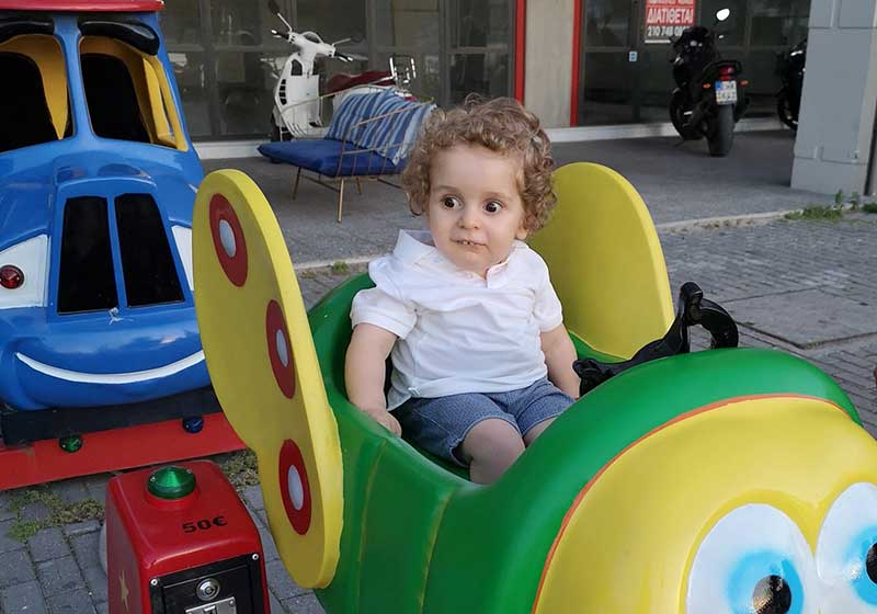 Ο Παναγιώτης Ραφαήλ είναι καλά και απολαμβάνει ανέμελες καλοκαιρινές στιγμές