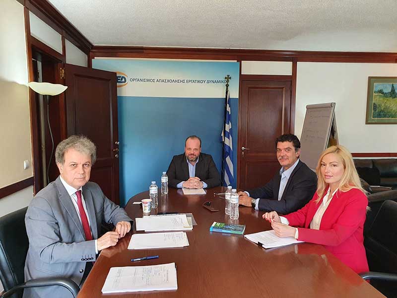 Συνάντηση του Βουλευτή Γρεβενών Ανδρέα Πάτση με τον Διοικητή του ΟΑΕΔ