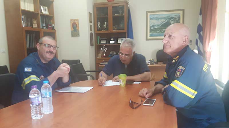 Συνάντηση του Διοικητή της Περιφερειακής Πυροσβεστικής Διοίκησης Δ. Μακεδονίας και του Δημάρχου Βελβεντού για την αντιπυρική περίοδο