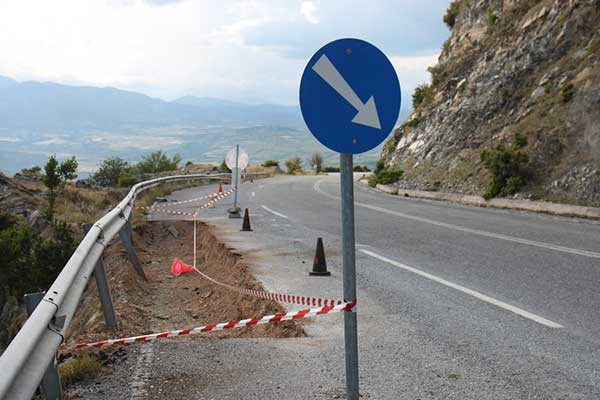 Δύο χρόνια θα διαρκέσουν οι εργασίες συντήρησης – βελτίωσης του επαρχιακού οδικού δικτύου εντός των ορίων του Δήμου Κοζάνης