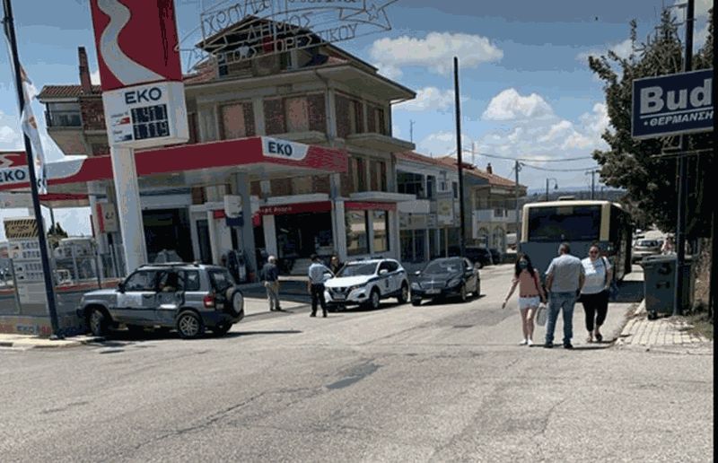 Άργος Ορεστικό: Τροχαίο ατύχημα στην είσοδο της πόλης