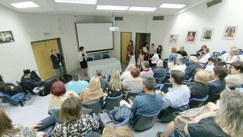 Στην εκδήλωση του Μποδοσάκειου παραβρέθηκε η Π. Βρυζίδου, δηλώνοντας με την παρουσία της, τη στήριξη στο νοσοκομείο και την συμπαράσταση και ευγνωμοσύνη σε όλο το προσωπικό
