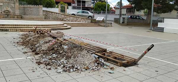 Κοινότητα Ξηρολίμνης: Αντικαταστάθηκαν οι βουλωμένοι σωλήνες στην πέτρινη βρύση