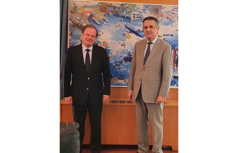 Συνάντηση του Περιφερειάρχη Δυτικής Μακεδονίας κ. Γιώργου Κασαπίδη με τον υπουργό Μεταφορών κ. Κώστα Καραμανλή