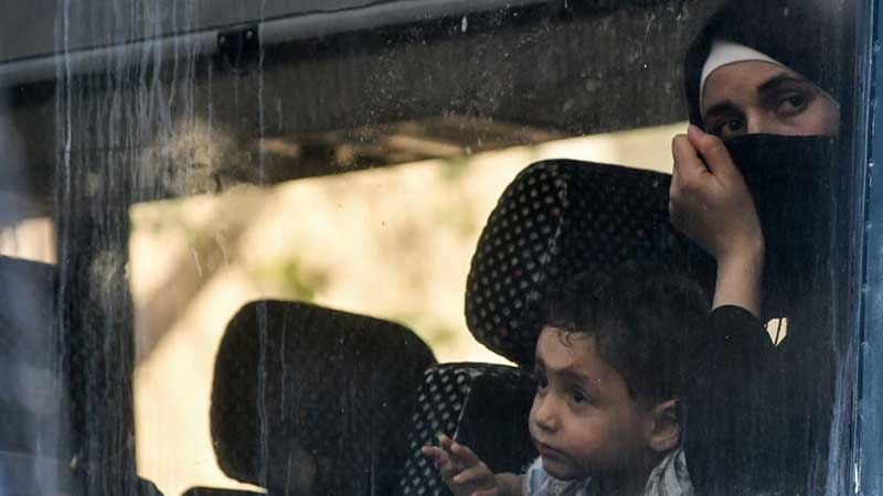 Επίδομα 2.000 ευρώ για εθελούσια επιστροφή 5.000 μεταναστών στις πατρίδες τους