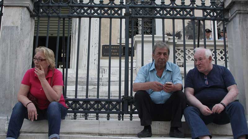 Αναδρομικά- Συντάξεις: Ποιοι κερδίζουν, ποιοι χάνουν – Δείτε παραδείγματα
