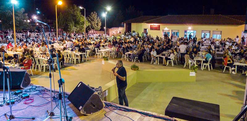 Το χθεσινοβραδινό πανηγύρι στη Σκήτη (Βίντεο και Φωτογραφίες)