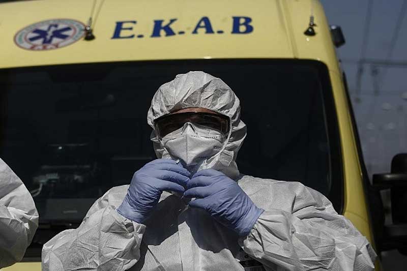 Θετικός στον κορονοϊό διασώστης του ΕΚΑΒ Καστοριάς