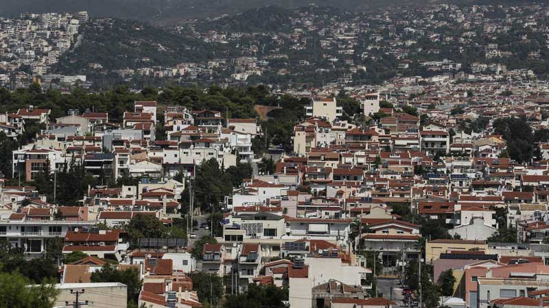 ΕΝΦΙΑ: Πότε θα λάβουν οι ιδιοκτήτες το «ραβασάκι» – Ποιοι δικαιούνται έκπτωση