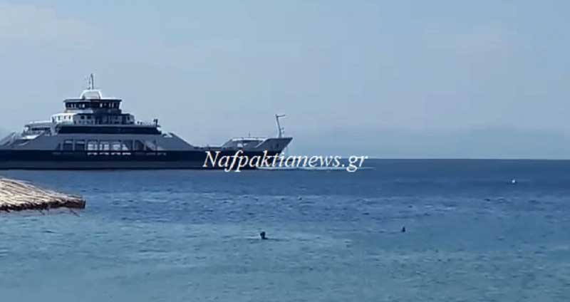 Απίστευτα βίντεο: Ferry boat έσωσε 3χρονο κορίτσι που είχε παρασυρθεί στη θάλασσα