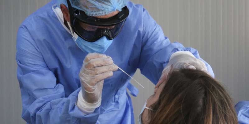 264 νέα κρούσματα στην χώρα, 31 διασωληνωμένοι-Προβληματισμός για τον αριθμό τους